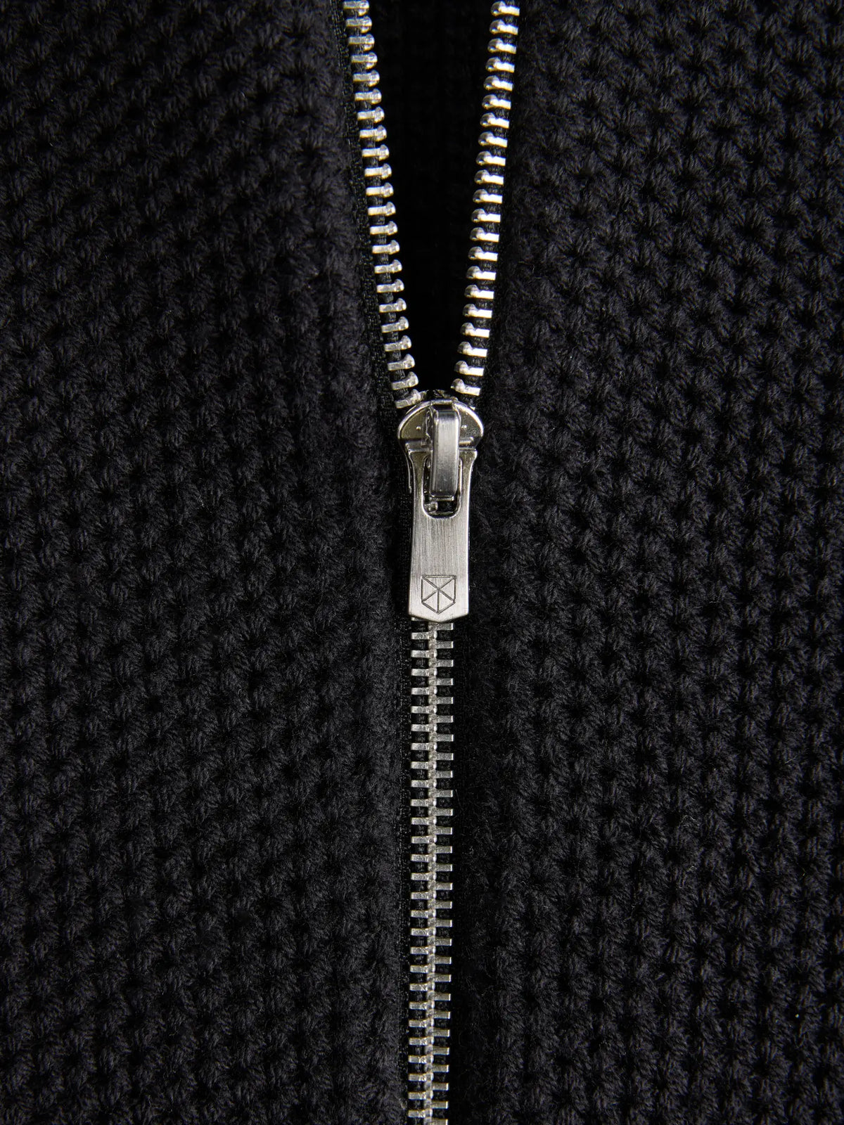 JJ BLATYCE KNIT CARDIGAN - BLACK