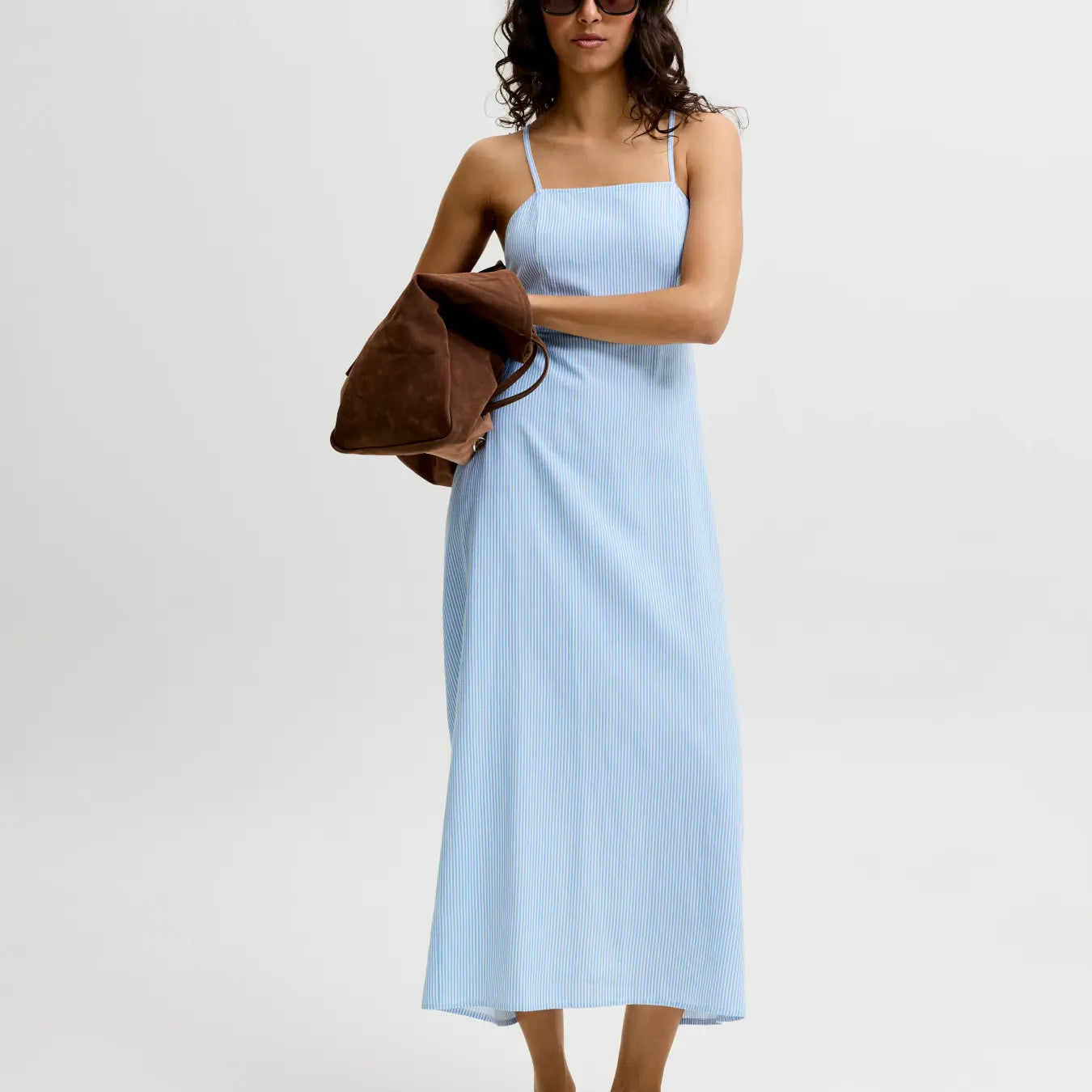 JJXX ANIKA OPEN BACK MIDI DRESS - BLISSFUL BLUE