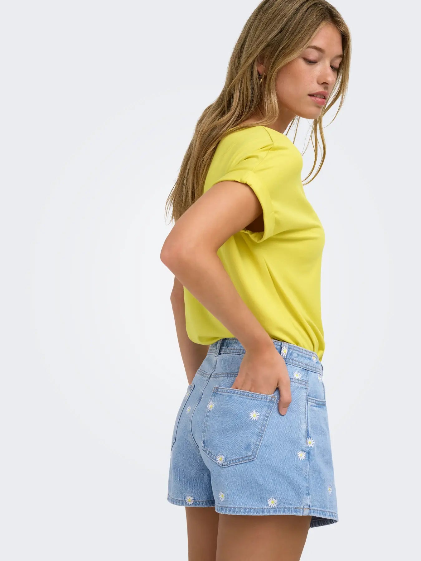 ONLY LESLEY DAISY SKORT - LIGHT BLUE DENIM
