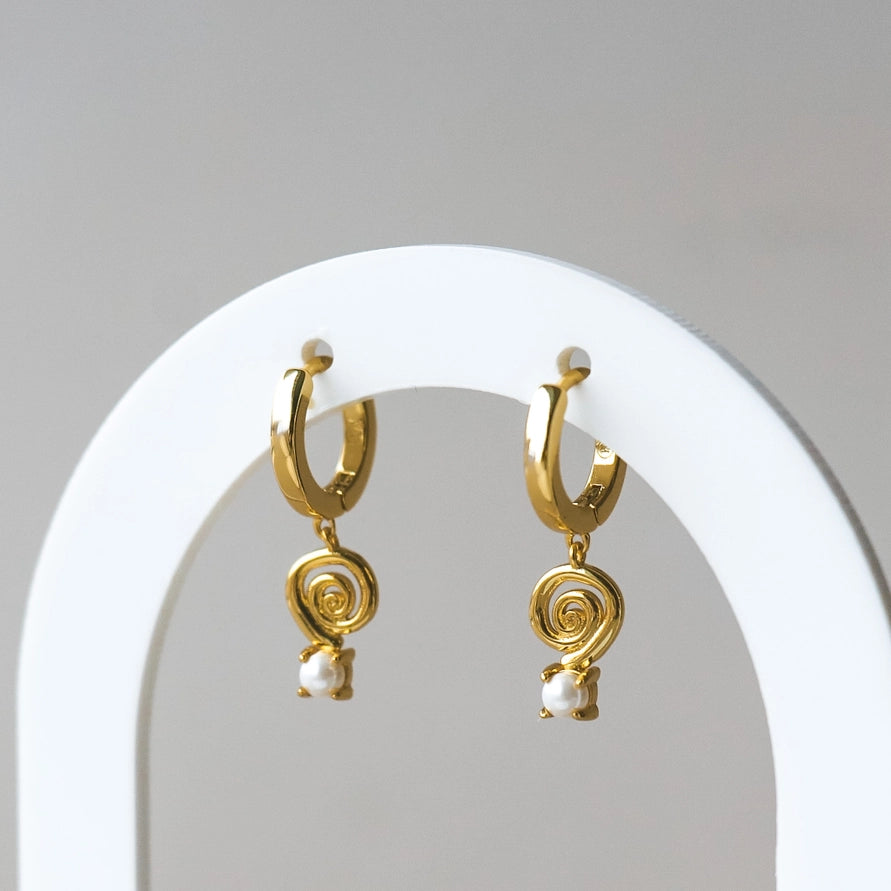 SPIRO PENDANT EARRINGS - GOLD