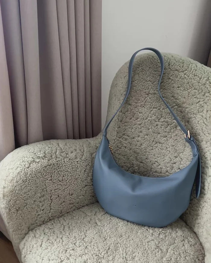 ELA SLOUCHY CROSSBODY BAG - BLUE