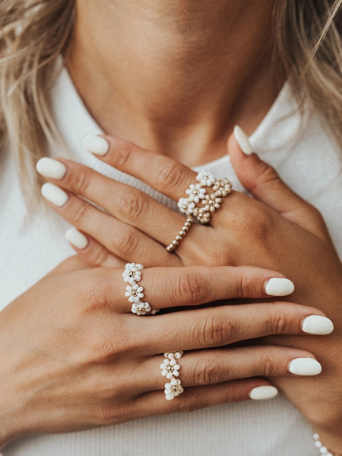 OAK + EVE DAISY CHAIN RING - MULTI