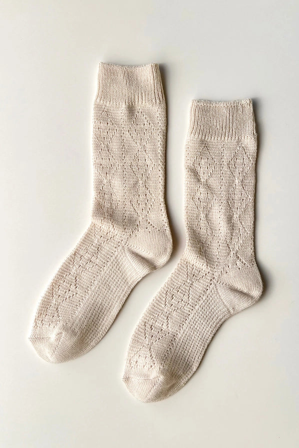 LE BON SHOPPE POINTELLE EYELET SOCK - OYSTER