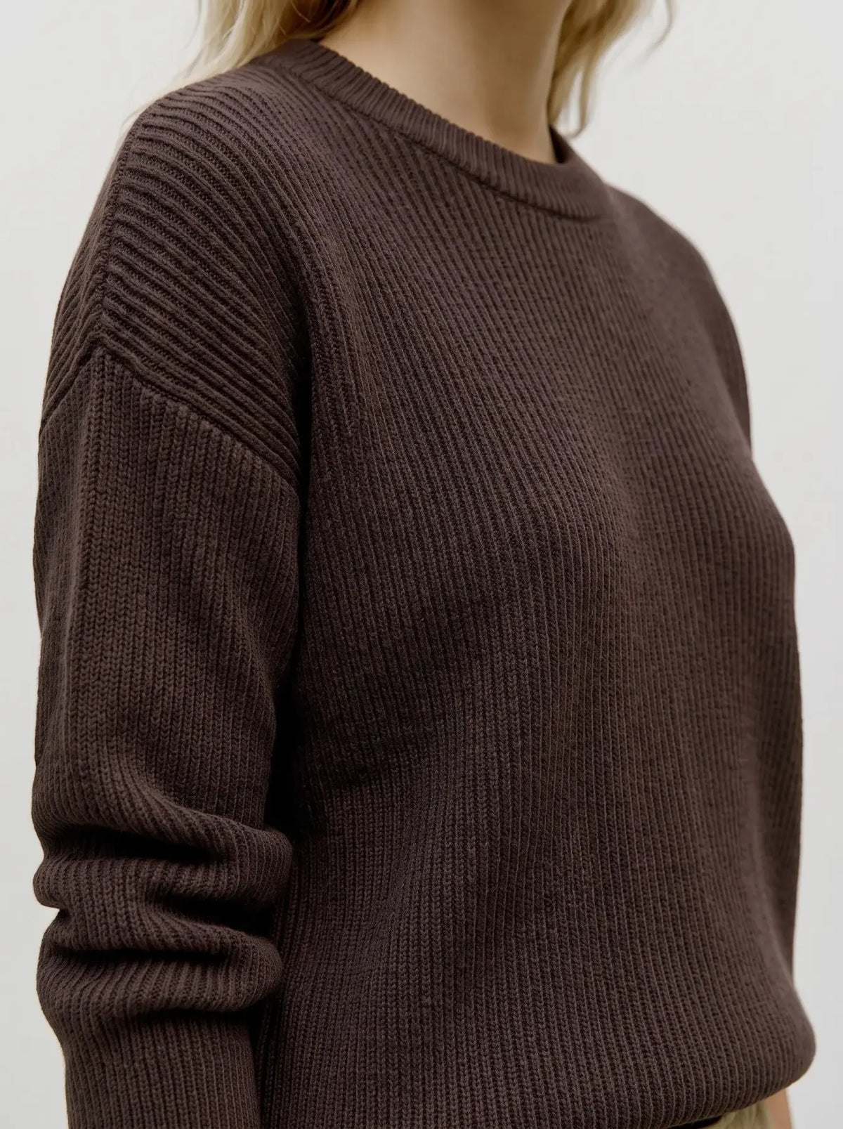VM GOLD LUX RIBBED PULLOVER - CHOCOLATE TORTE