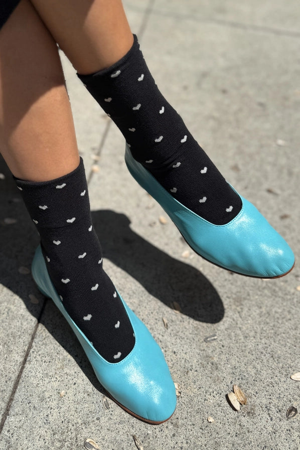 LE BON SHOPPE SNEAKER SOCKS - BLACK HEARTS