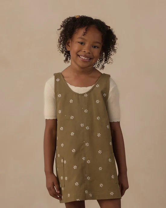 RYLEE + CRU SCALLOP TEE - NATURAL