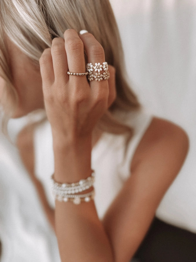 OAK + EVE DAISY CHAIN RING - MULTI