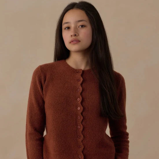 RYLEE + CRU TEEN SCALLOP CARDIGAN - BRICK