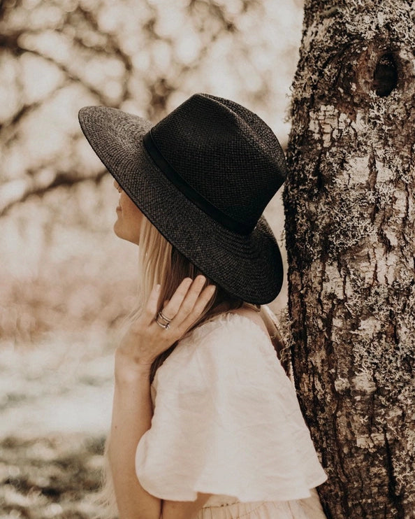 WEST VON BLAKE PAPER STRAW HAT - BLACK
