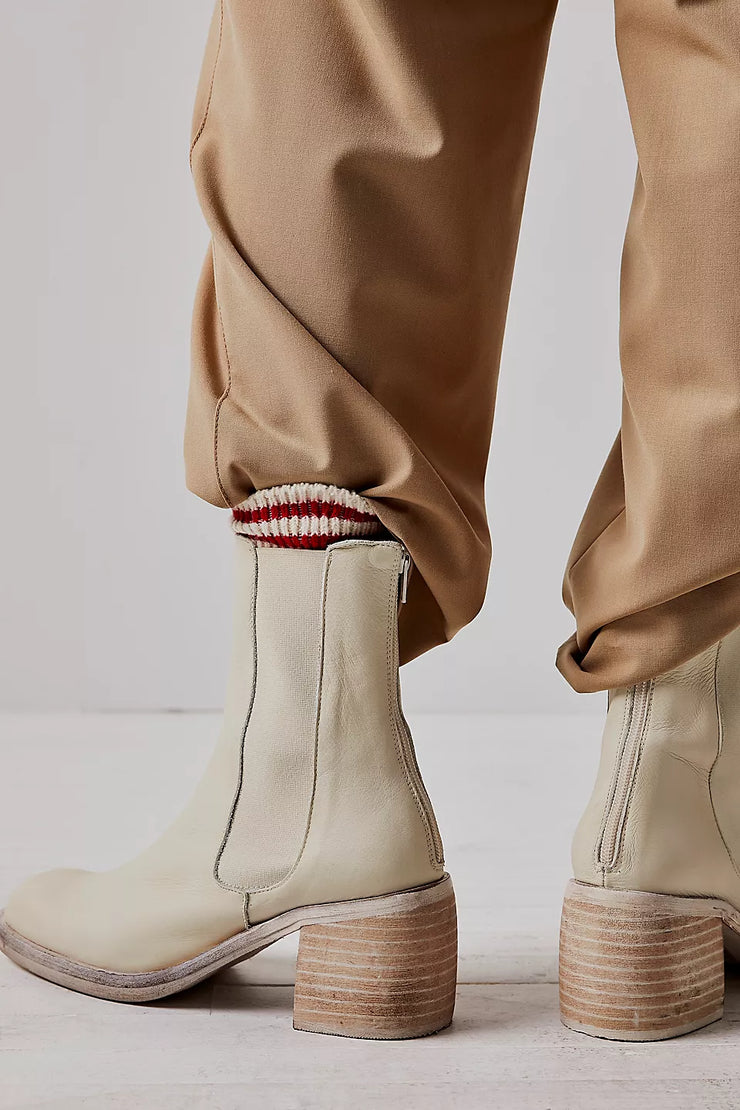 FREE PEOPLE ESSENTIAL CHELSEA BOOT - IVORY – On Trend
