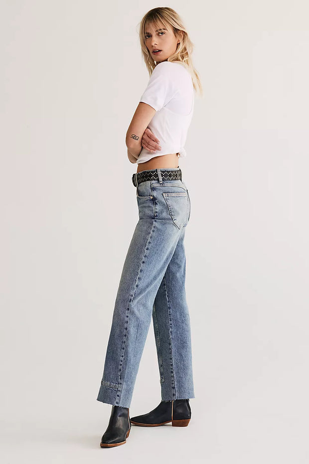 FREE PEOPLE RISK TAKER MID - RISE STRAIGHT JEANS - MANTRA