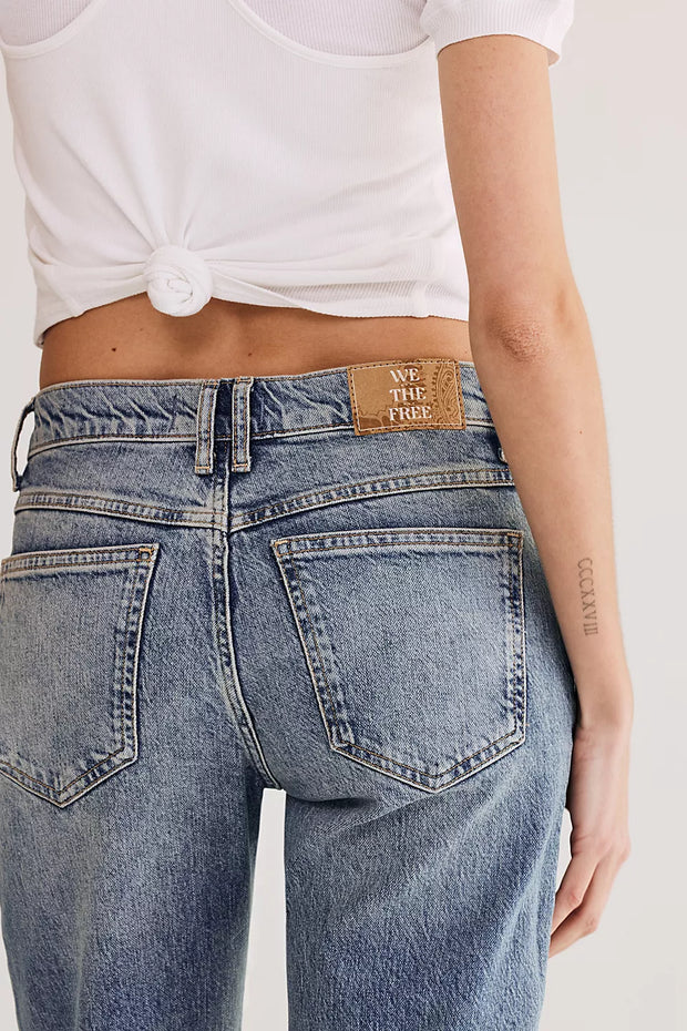 FREE PEOPLE RISK TAKER MID - RISE STRAIGHT JEANS - MANTRA