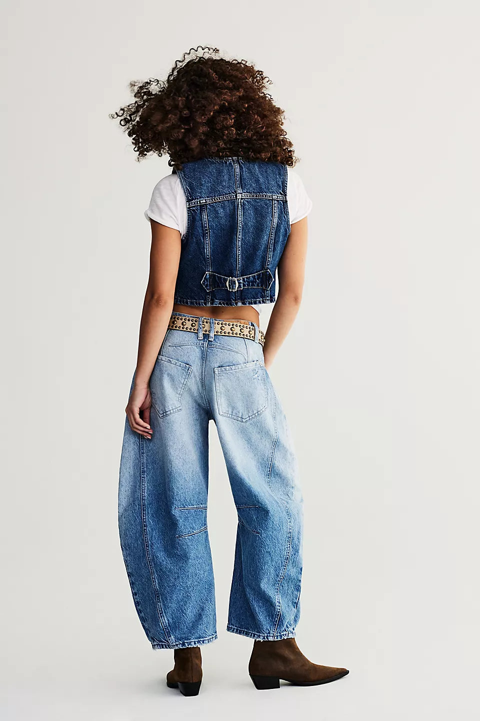 FREE PEOPLE GOOD LUCK BARREL JEANS - BARNYARD BLUE