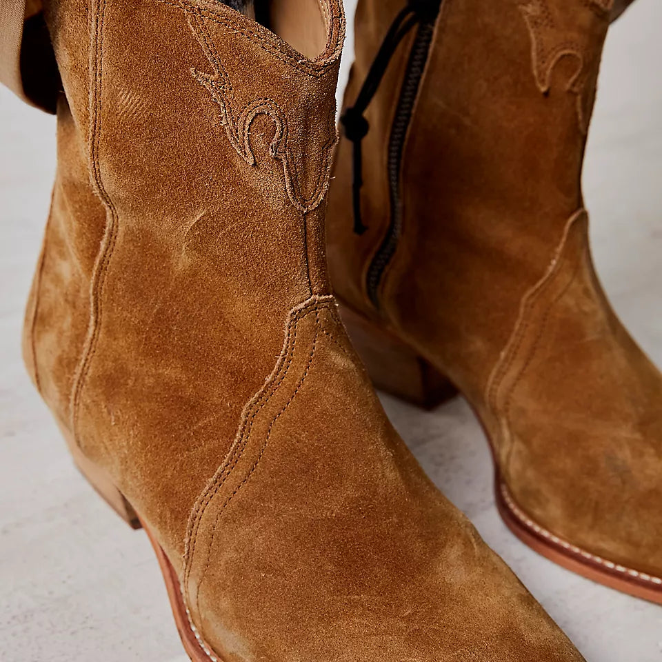 FREE PEOPLE NEW FRONTIER WESTERN BOOT - CAMEL SUEDE