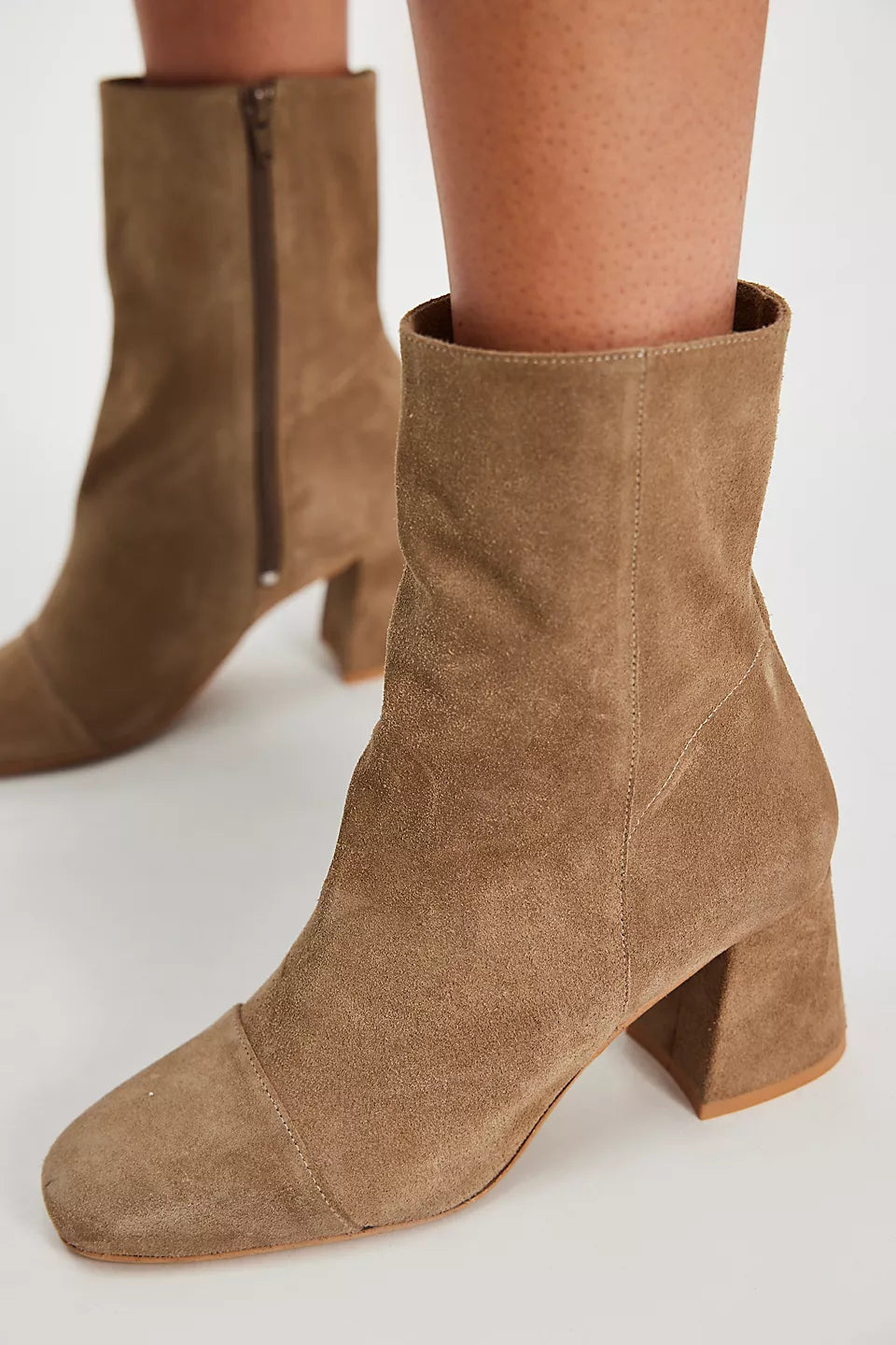 FREE PEOPLE WISTERIA ANKLE BOOTS - TAUPE SUEDE