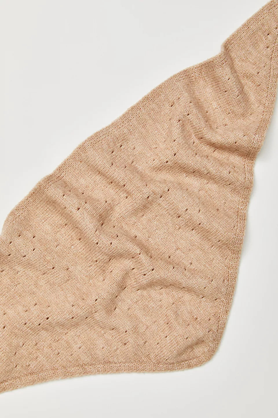 FREE PEOPLE TRIANGLE SCARF - TAUPE