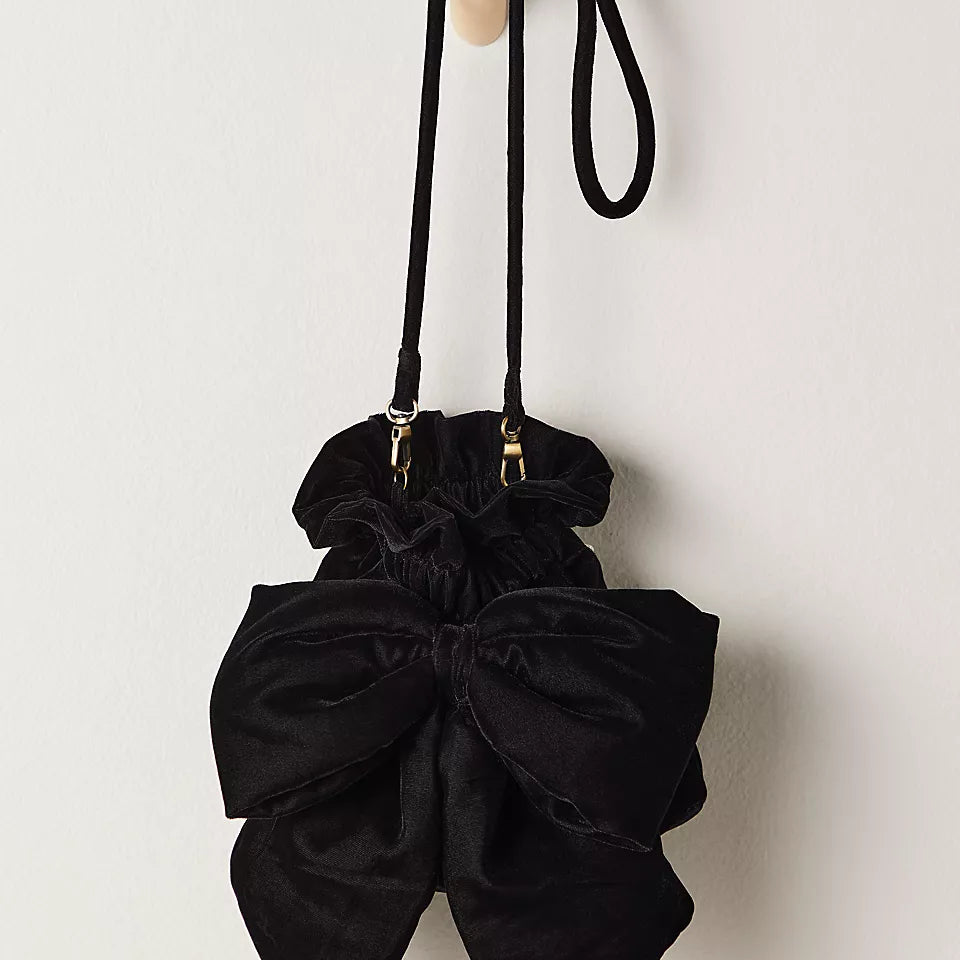 FREE PEOPLE BELLE VELVET BOW BAG - BLACK