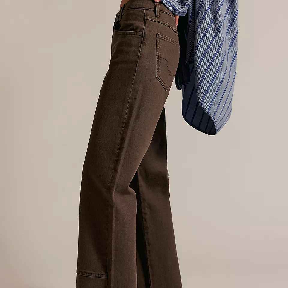 FREE PEOPLE RISK TAKER MID/RISE STRAIGHT JEANS - WORKWEAR BROWN