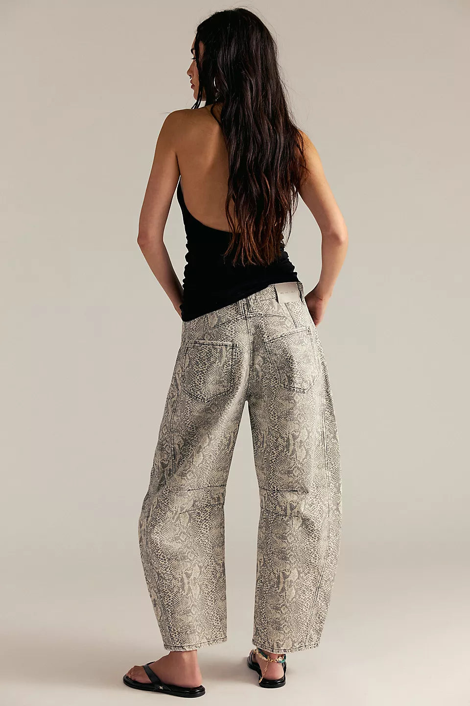 FREE PEOPLE GOOD LUCK PRINTED BARREL JEANS - SNAKE COMBO