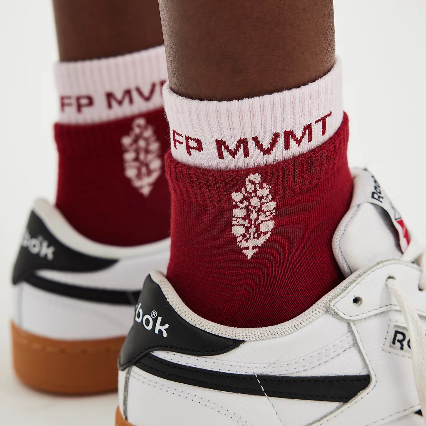 FREE PEOPLE QUARTER CREW COURT SOCK - BURGUNDY