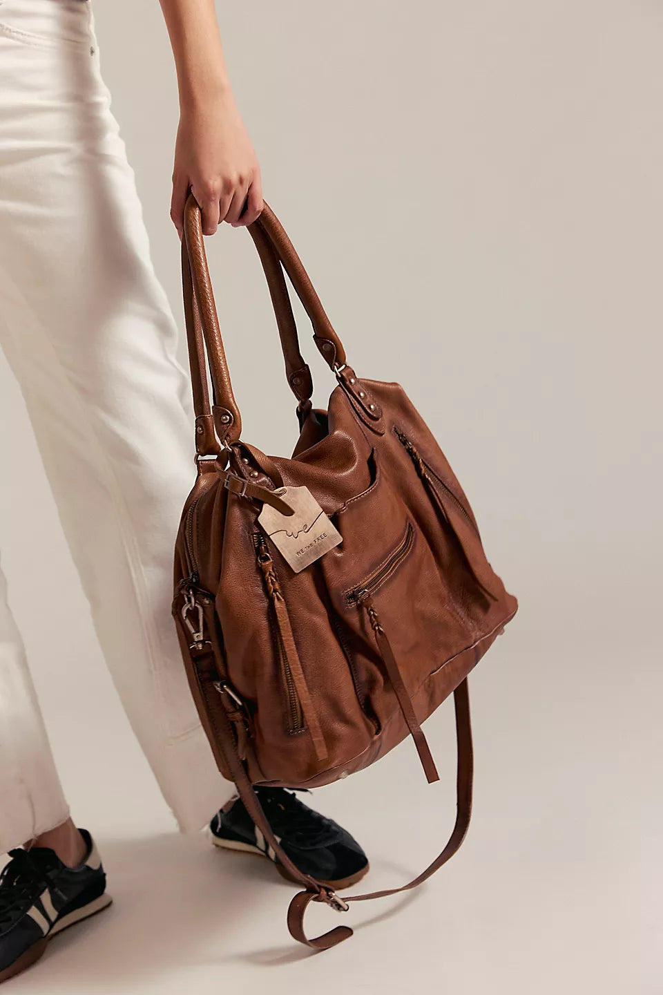FREE PEOPLE EMERSON LEATHER TOTE - SADDLE