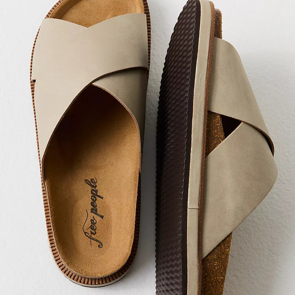 FREE PEOPLE SIDELINES FOOTBED SLIDE - DOVE GREY