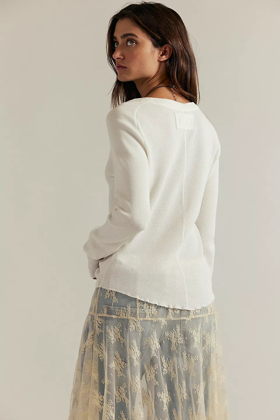 FREE PEOPLE EASY DOES IT LONG SLEEVE TEE - WHITE