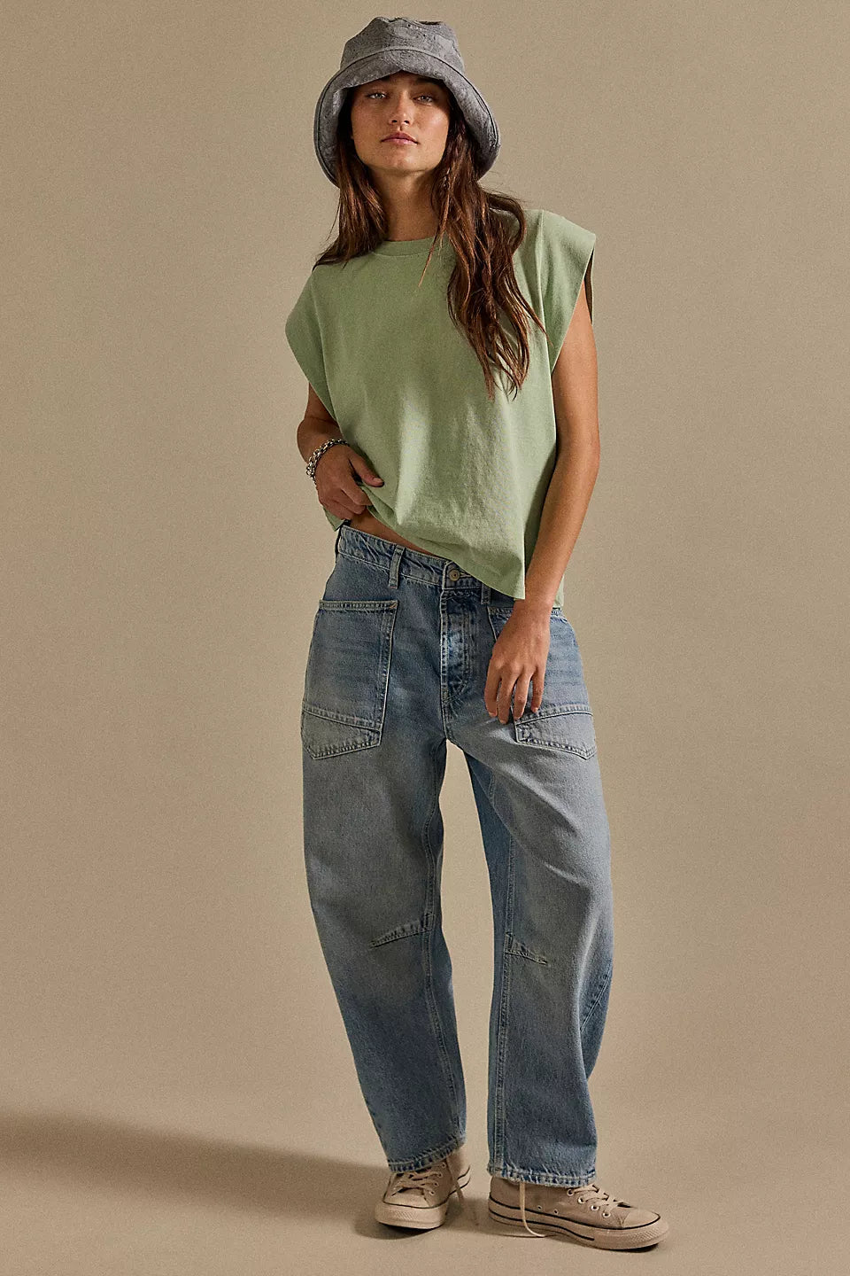 FREE PEOPLE MINIMALIST MOXIE BARREL JEANS - COUNTY FAIR