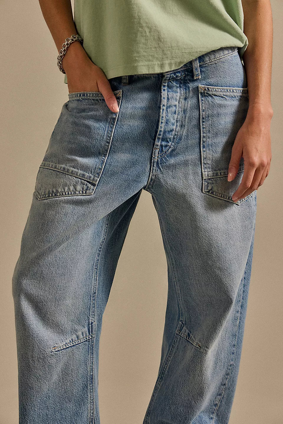 FREE PEOPLE MINIMALIST MOXIE BARREL JEANS - COUNTY FAIR
