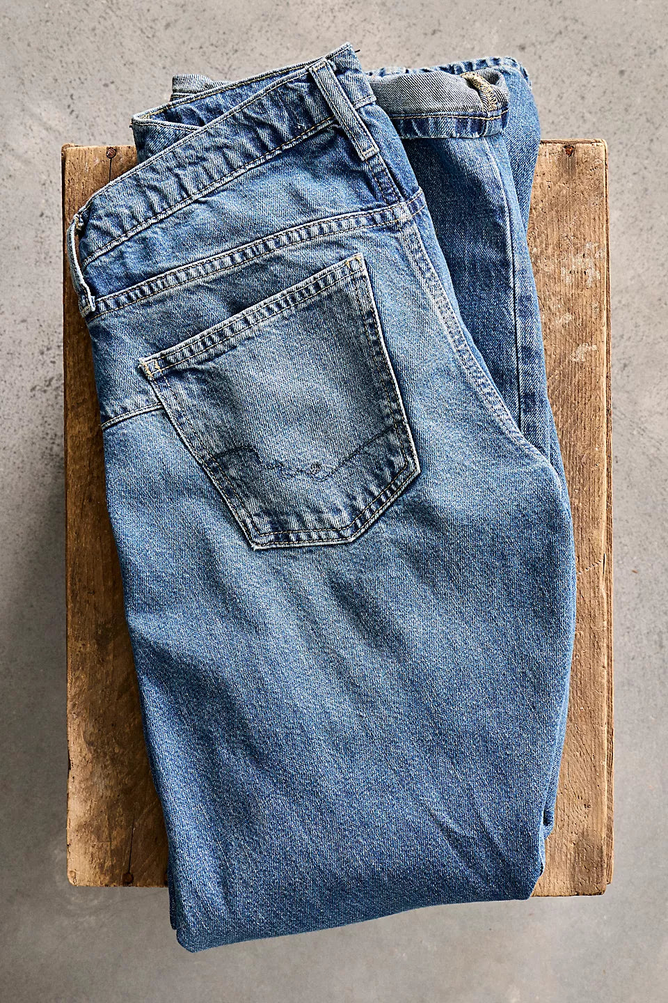 FREE PEOPLE FABLE LOW RISE TWISTED BOWED JEANS - HEARTSONG