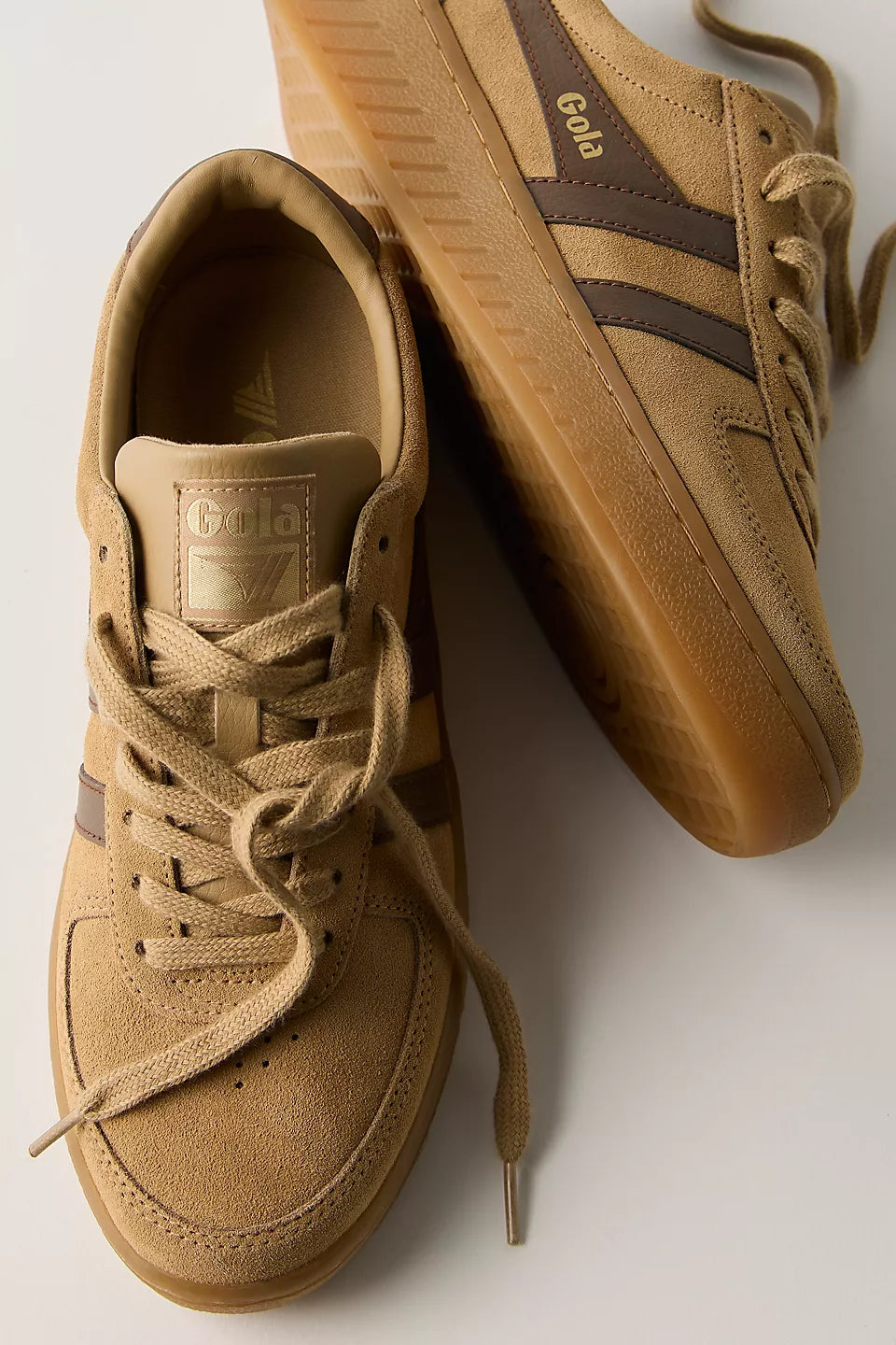 GOLA GRANDSLAM SUEDE TRAINER SNEAKER - LIGHT CARAMEL. DARK BROWN.
