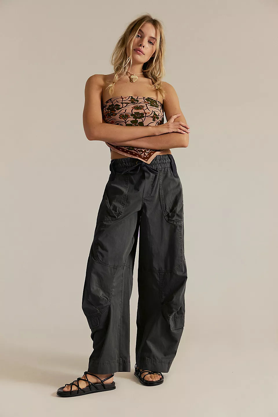 *PRE ORDER* FREE PEOPLE ONSET PARACHUTE PANT - BLACK SAND