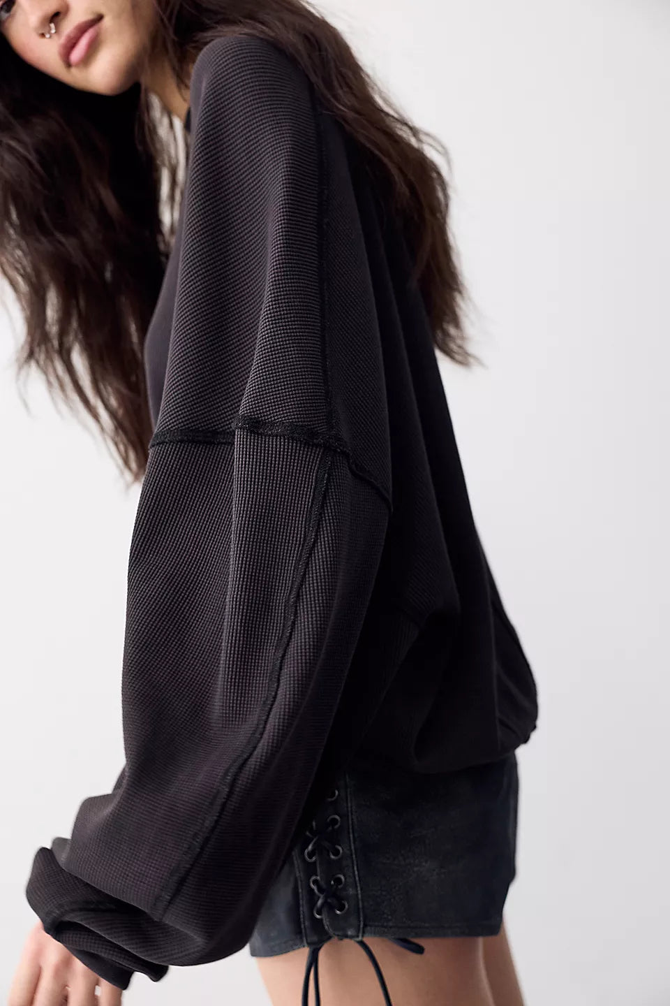 FREE PEOPLE SKYLINE PULLOVER - BLACK