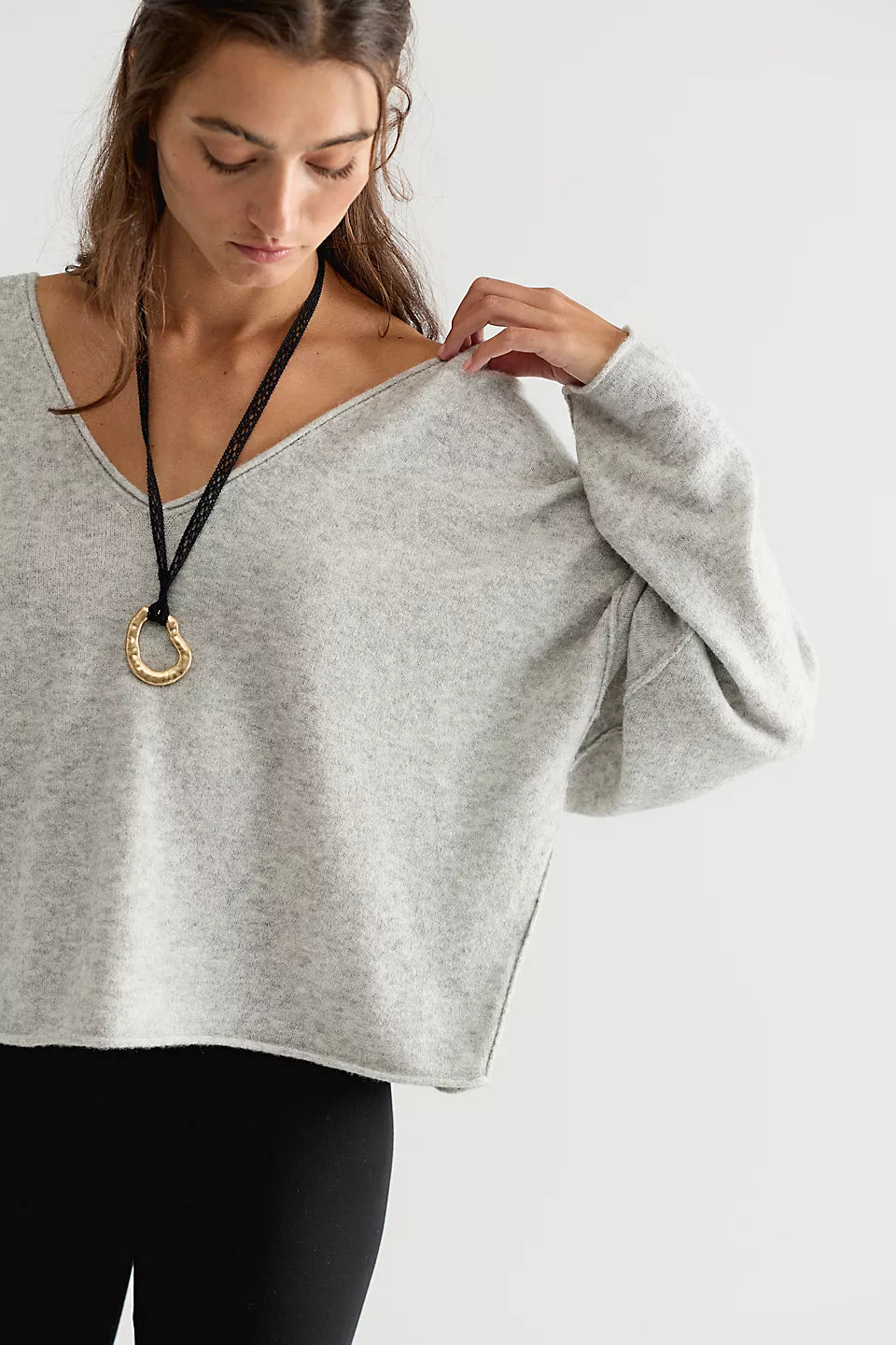 FREE PEOPLE SEE ME V NECK PULLOVER - HEATHER GREY