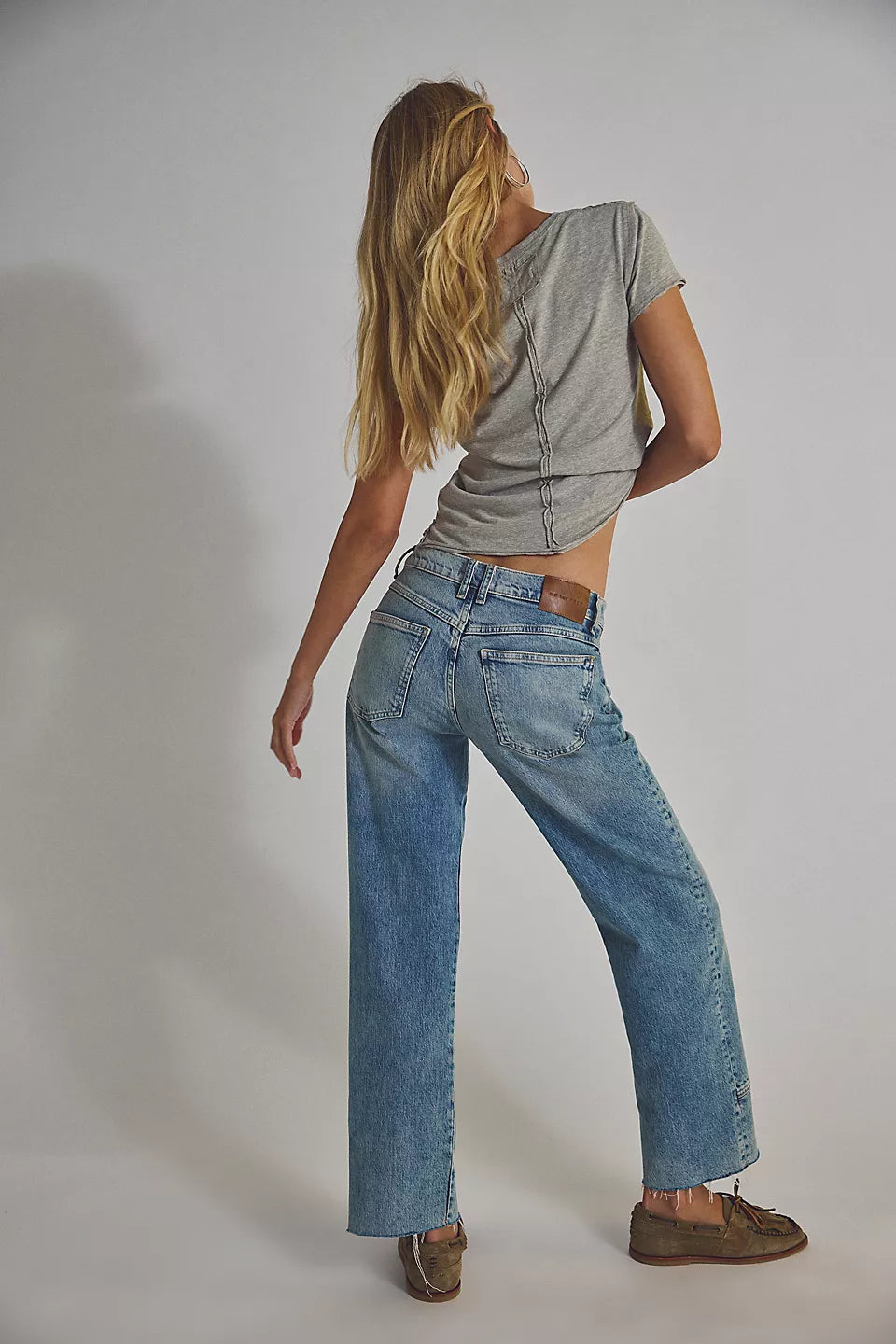 FREE PEOPLE RISK TAKER MID/RISE STRAIGHT JEANS - MANTRA