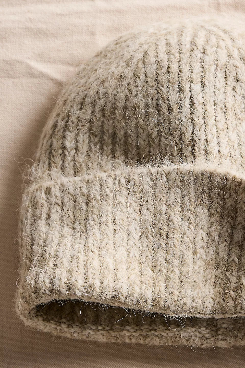 FREE PEOPLE FROSTLINE BEANIE - IVORY
