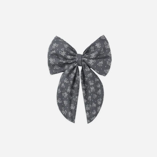 RYLEE + CRU OVERSIZED BOW - HEART DITSY