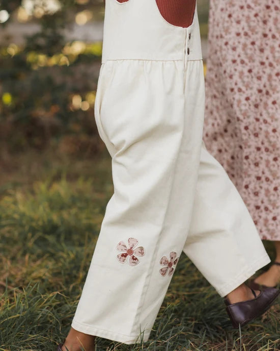 RYLEE + CRU WIDE LEG OVERALL - DAISY PATCHES