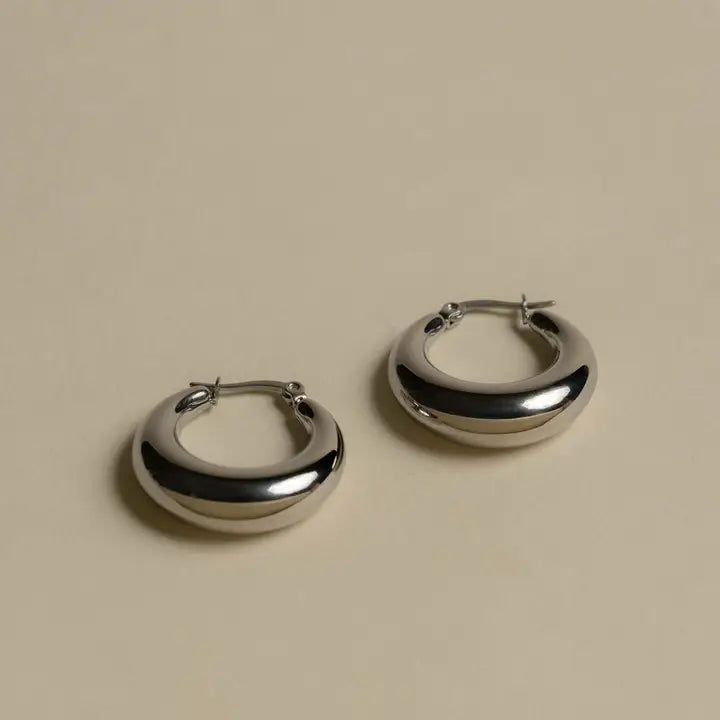 VOLUPTUOUS HOOP EARRINGS - SILVER