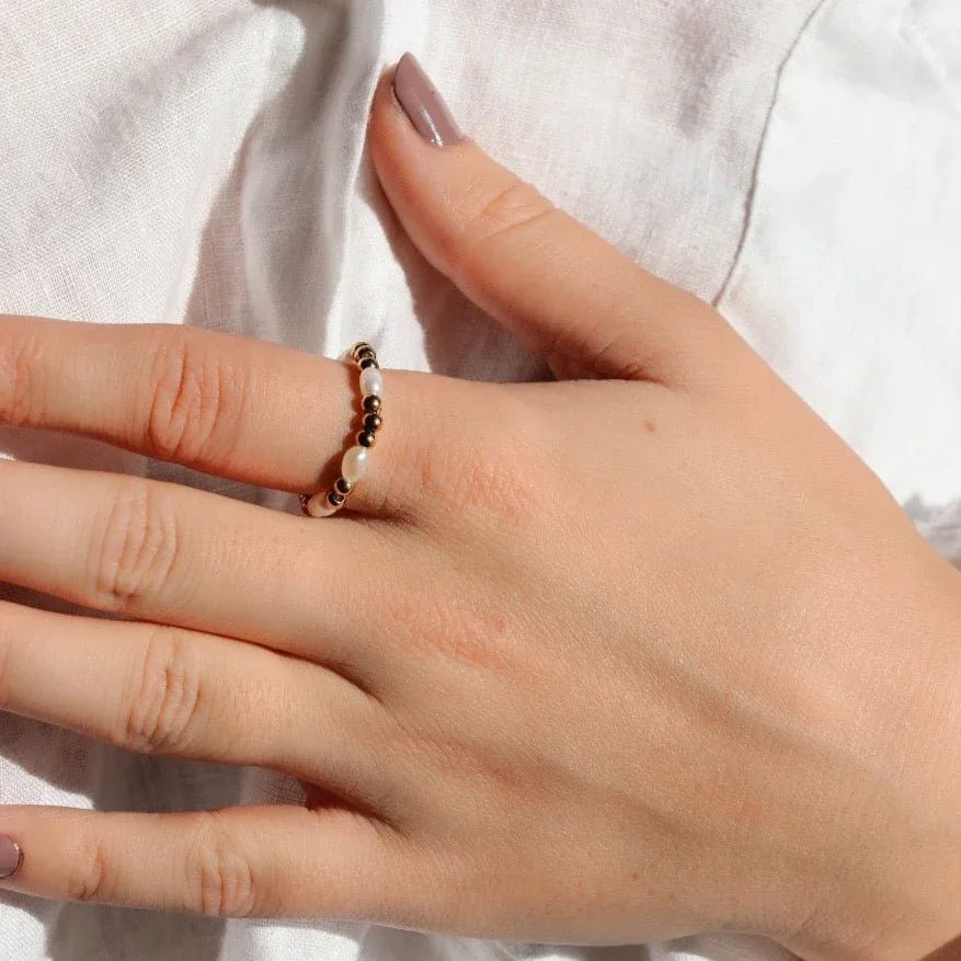 SUNNY SUNDAY PEARL ADJUSTABLE RING - MIX