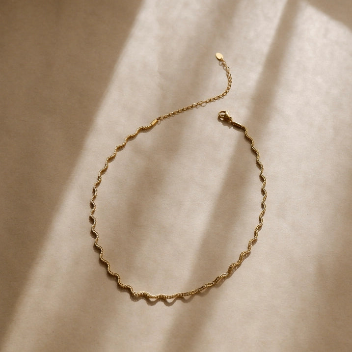 EMMY WAVY CHOKER - YELLOW GOLD
