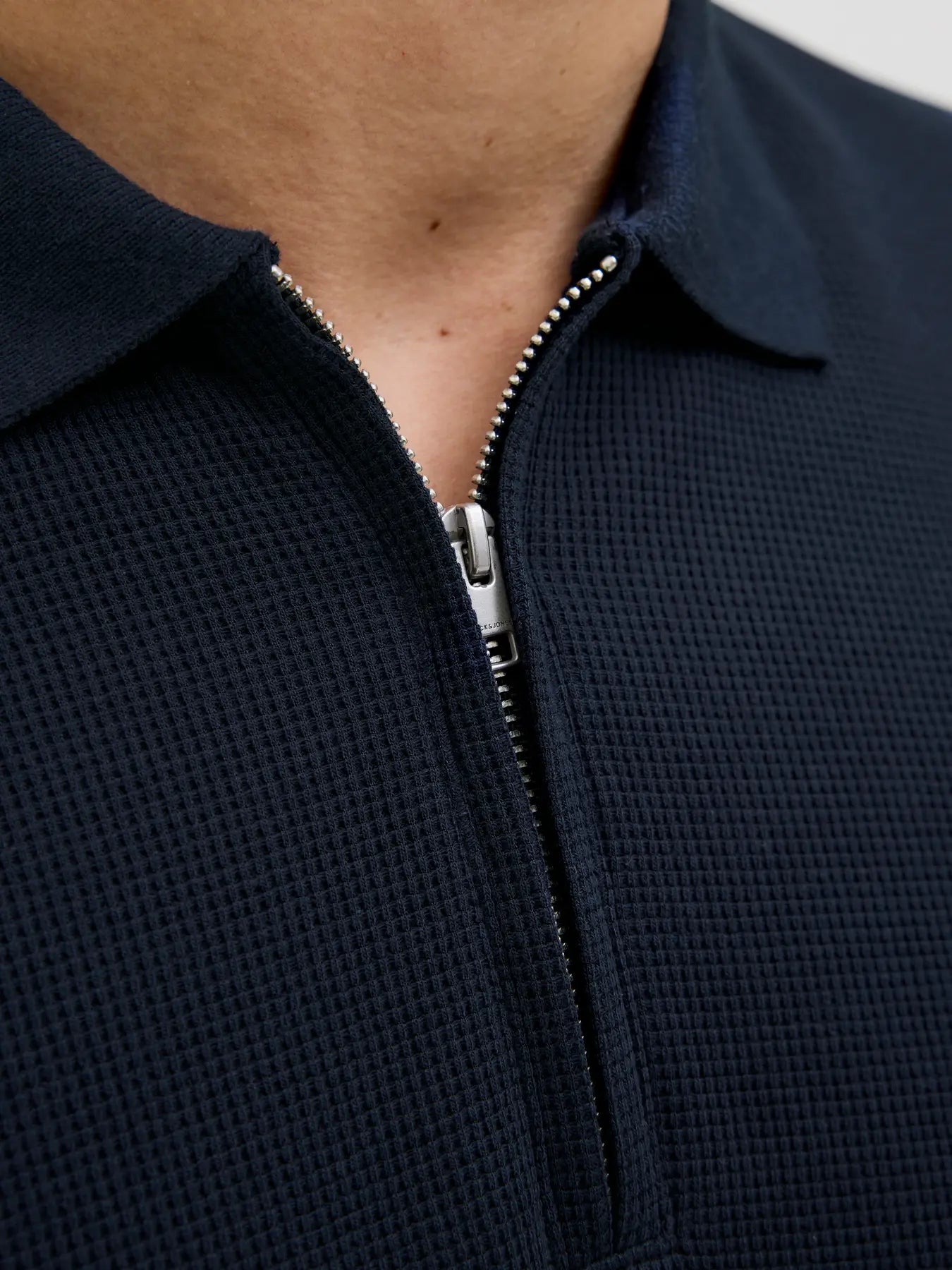 JJ AUSTIN ZIP POLO - NAVY BLAZER