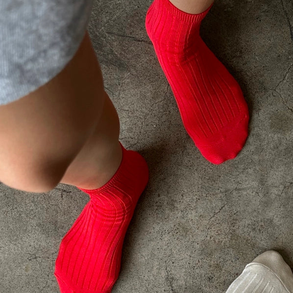 LE BON SHOPPE HER SOCKS - RED