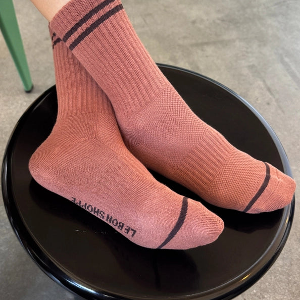 LE BON SHOPPE EXTENDED BOYFRIEND SOCKS - CLAY