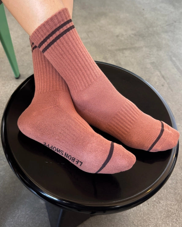 LE BON SHOPPE EXTENDED BOYFRIEND SOCKS - CLAY