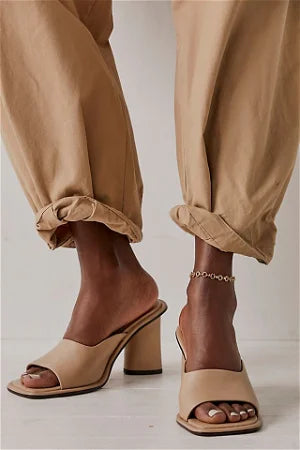 FREE PEOPLE MANDI MULE HEEL - DUNE