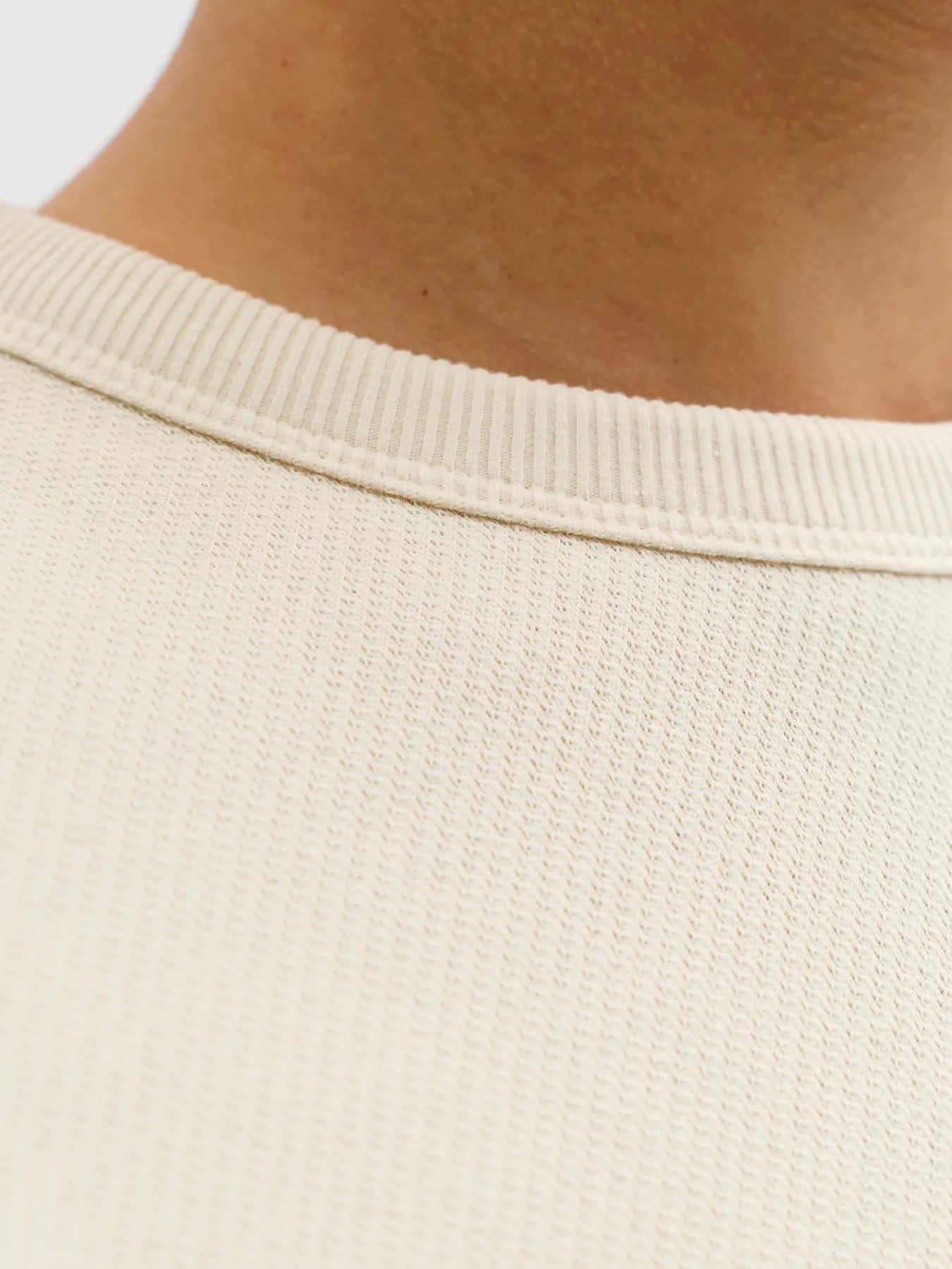 JJ DOVER CLASSIC SWEATSHIRT - ANTIQUE WHITE