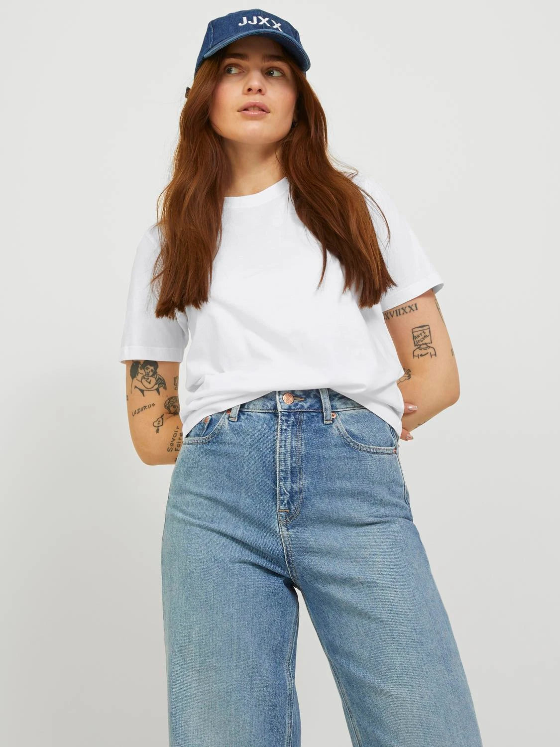 ANNA BASIC TEE - BRIGHT WHITE