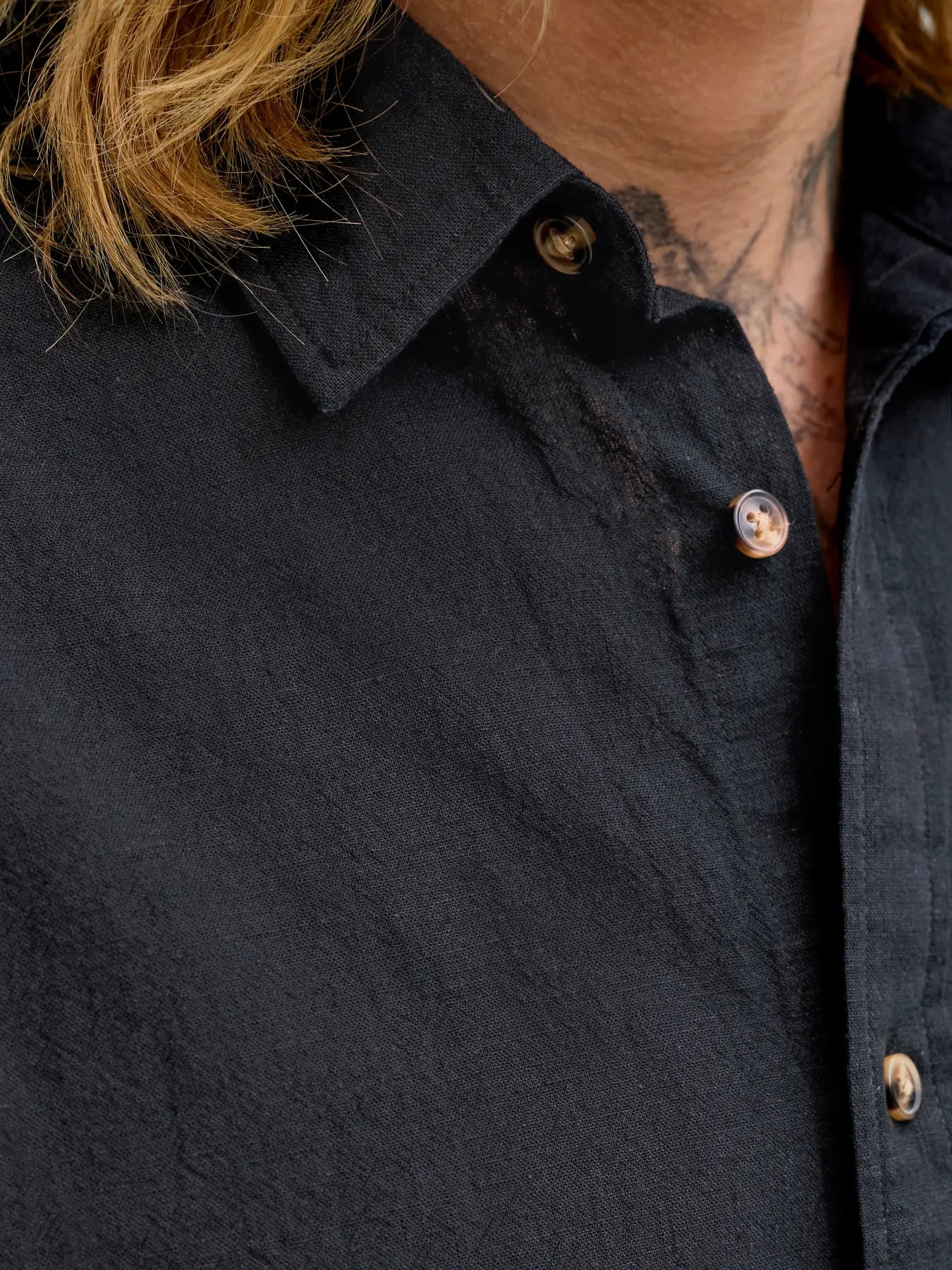 JJ SUMMER LINEN SS BUTTON DOWN - BLACK