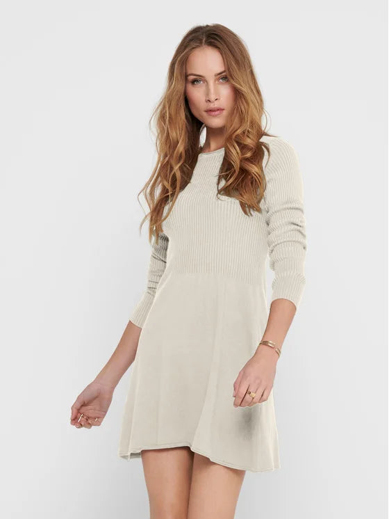 ALMA O NECK KNIT DRESS - WHITECAP GREY